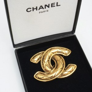 Chanel brooch large logo