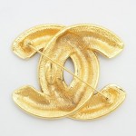 Chanel brooch large logo 3