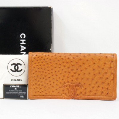 Chanel Ostrich Clutch Bag 1