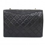 Chanel Quilted Shoulder Bag 3